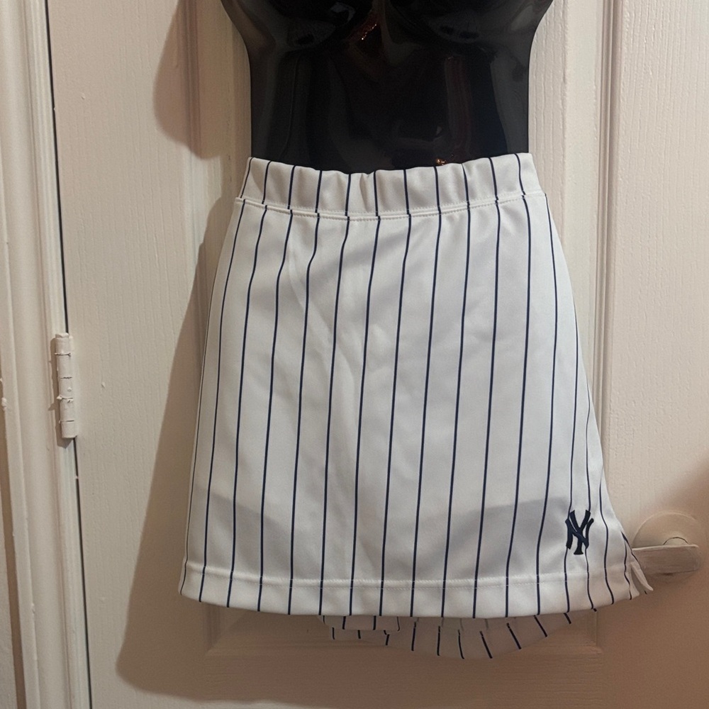 NY Yankees White and Navy Pinstripe Mini Skirt